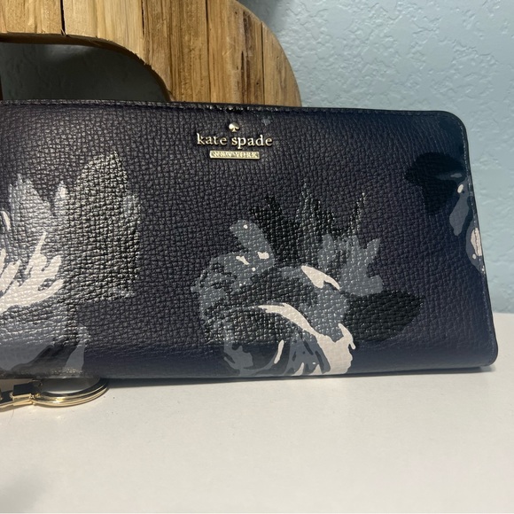 Kate ♠️ Spade - Picture 11 of 12